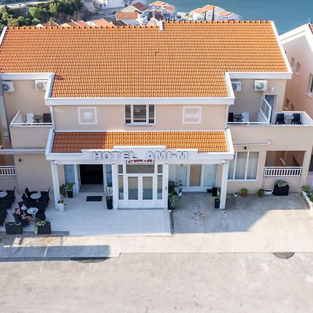 Hotel Ami-M Neum Exterior foto