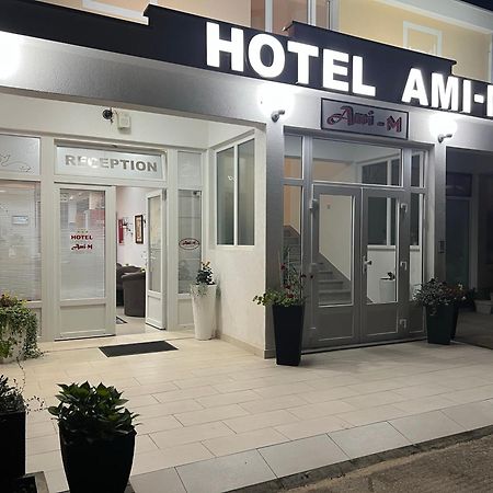 Hotel Ami-M Neum Exterior foto